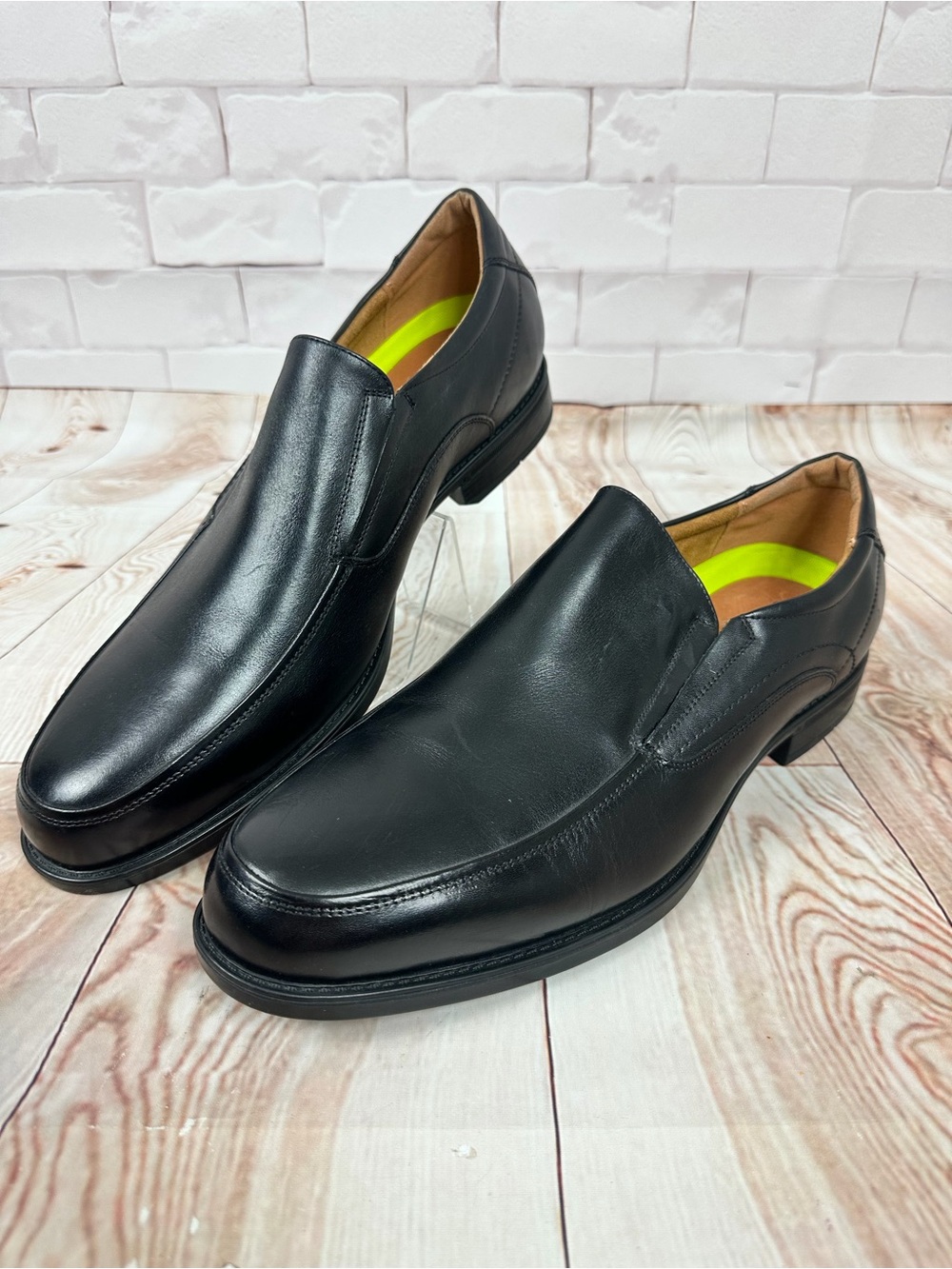 Florsheim Classic Black Leather Slip-On Men's Dress Shoes (wide width) EEE